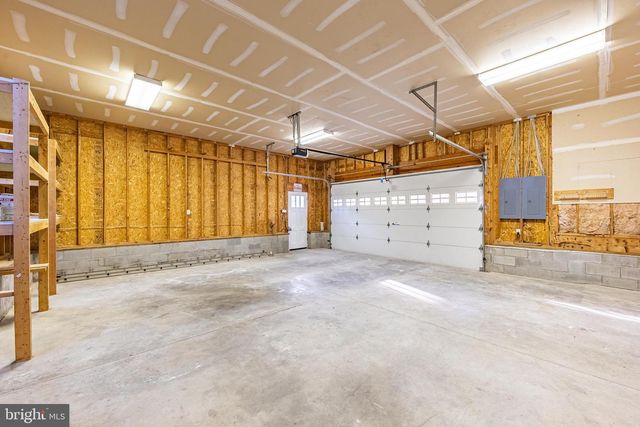 1465 OCEAN PKWY, Berlin, MD 21811