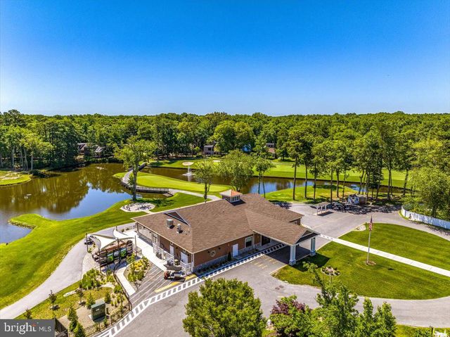 1465 OCEAN PKWY, Berlin, MD 21811