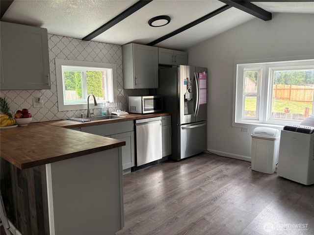 20810 108th Street Ct E, Bonney Lake, WA 98391