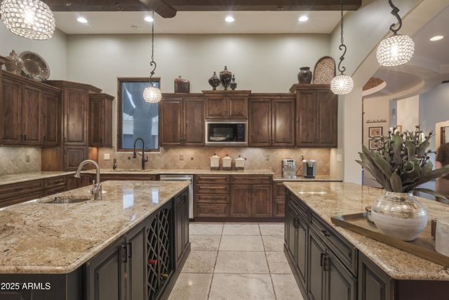 5694 E Canyon Ridge North Drive, Cave Creek, AZ 85331