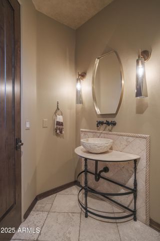 5694 E Canyon Ridge North Drive, Cave Creek, AZ 85331