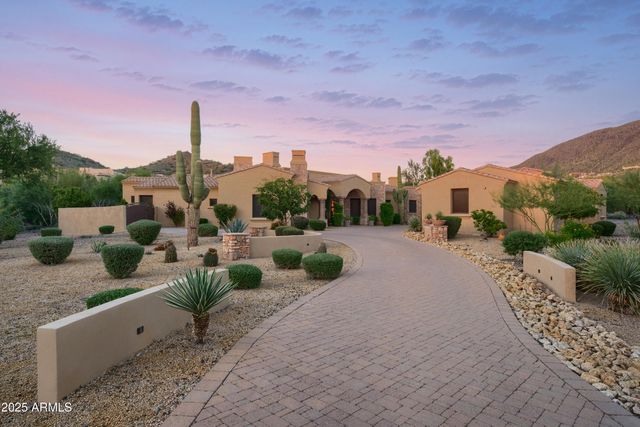 5694 E Canyon Ridge North Drive, Cave Creek, AZ 85331