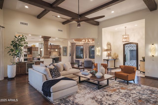 5694 E Canyon Ridge North Drive, Cave Creek, AZ 85331