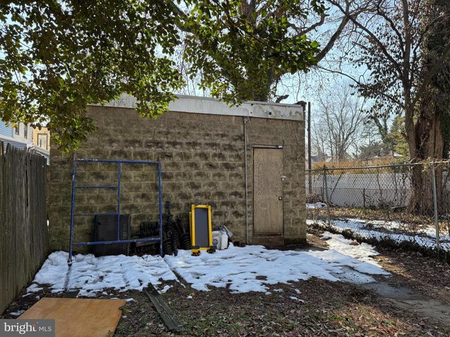 713 W STATE ST, Trenton, NJ 08618