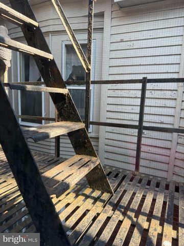 713 W STATE ST, Trenton, NJ 08618