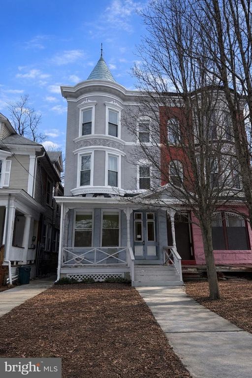 713 W STATE ST, Trenton, NJ 08618