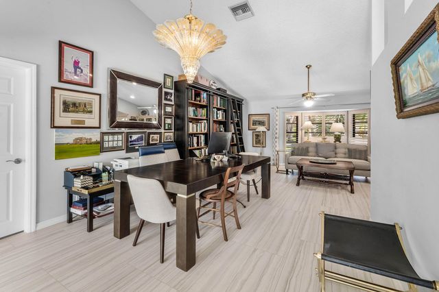 13 St Giles Road, Palm Beach Gardens, FL 33418