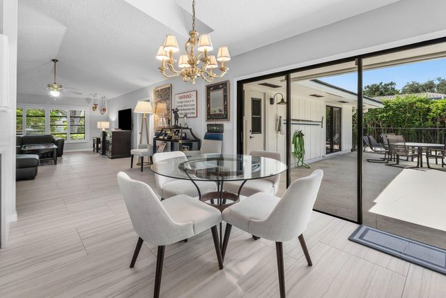 13 St Giles Road, Palm Beach Gardens, FL 33418
