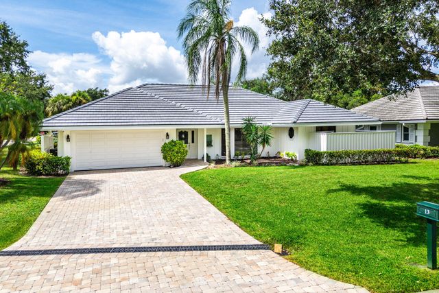 13 St Giles Road, Palm Beach Gardens, FL 33418