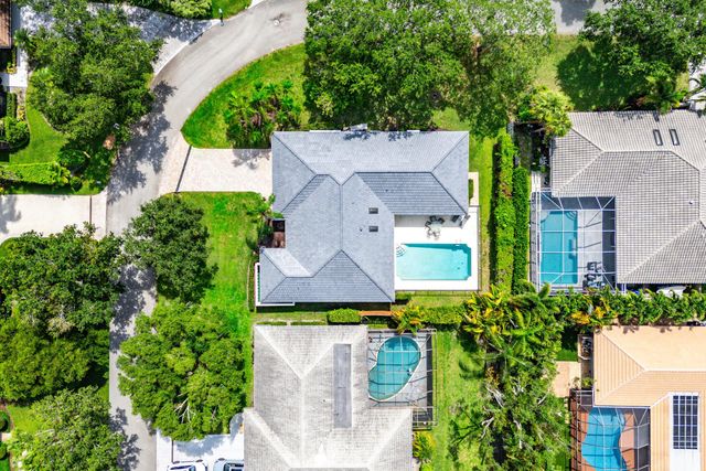 13 St Giles Road, Palm Beach Gardens, FL 33418