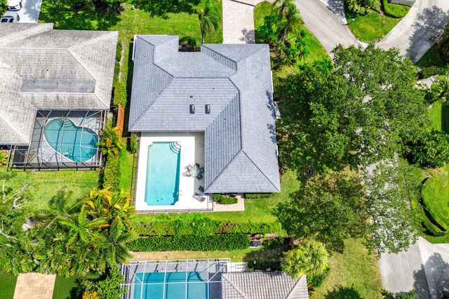 13 St Giles Road, Palm Beach Gardens, FL 33418