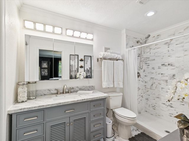1308 70TH STREET N, St Petersburg, FL 33710