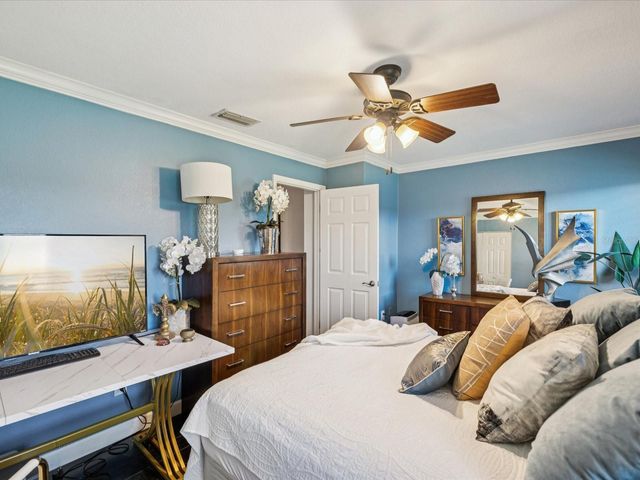 1308 70TH STREET N, St Petersburg, FL 33710