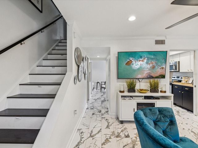 1308 70TH STREET N, St Petersburg, FL 33710