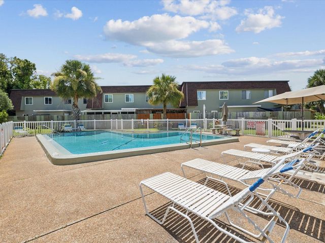 1308 70TH STREET N, St Petersburg, FL 33710