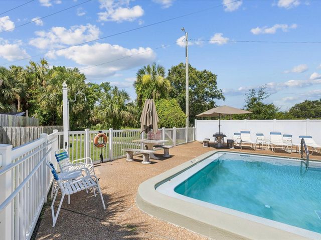 1308 70TH STREET N, St Petersburg, FL 33710