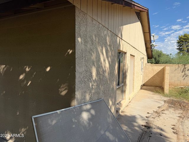 7025 W REDFIELD Road, Peoria, AZ 85381