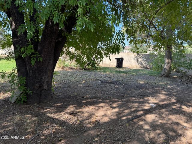 7025 W REDFIELD Road, Peoria, AZ 85381