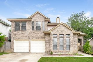 837 Foxridge Drive, Arlington, TX 76017