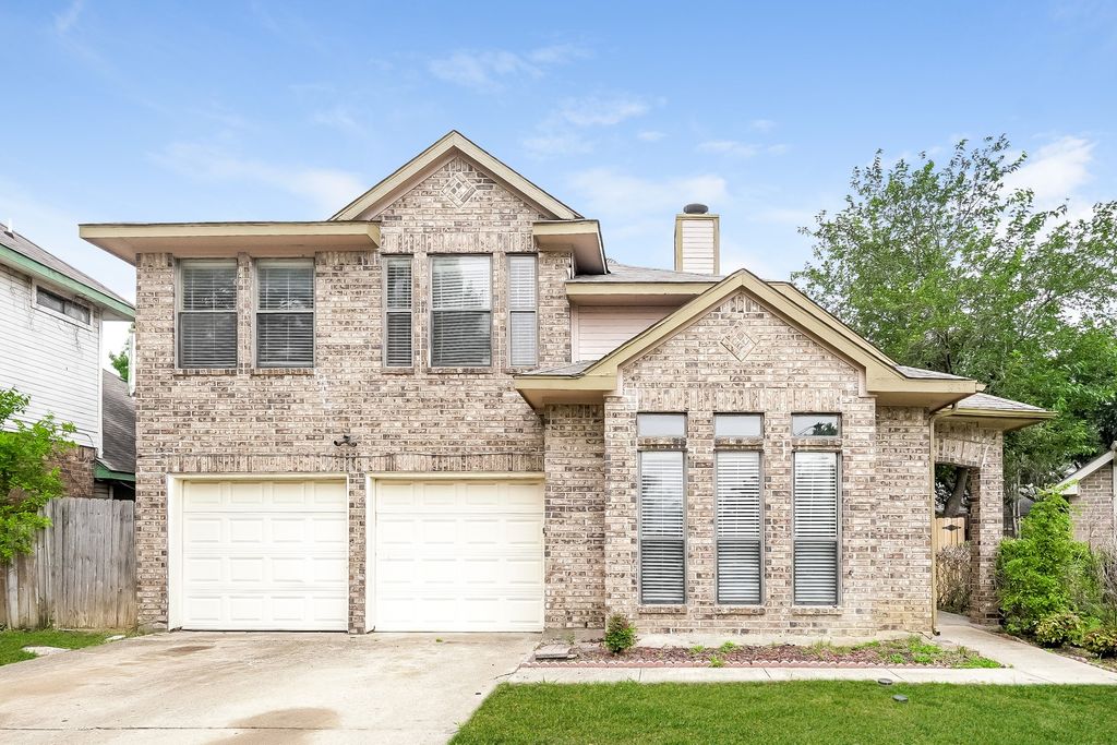 837 Foxridge Drive, Arlington, TX 76017