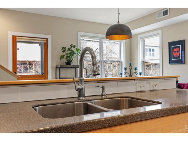 3210 Iron Forge Pl 105, Boulder, CO 80301