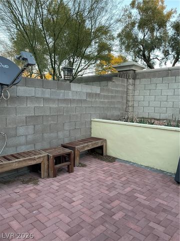 1138 Evening Ridge Street, Henderson, NV 89052