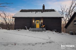 897 Annie Lang Drive, Milford Charter Township, MI 48381