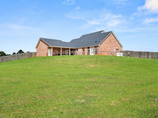 601 Vinson Rd, Leesville, LA 71446