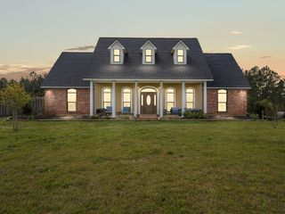 601 Vinson Rd, Leesville, LA 71446