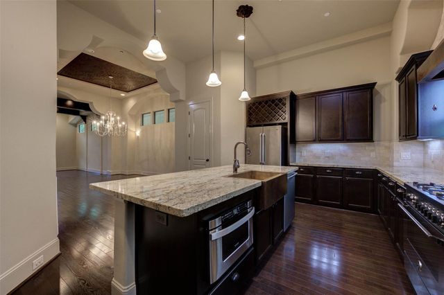 1809 W 24th Street, Houston, TX 77008
