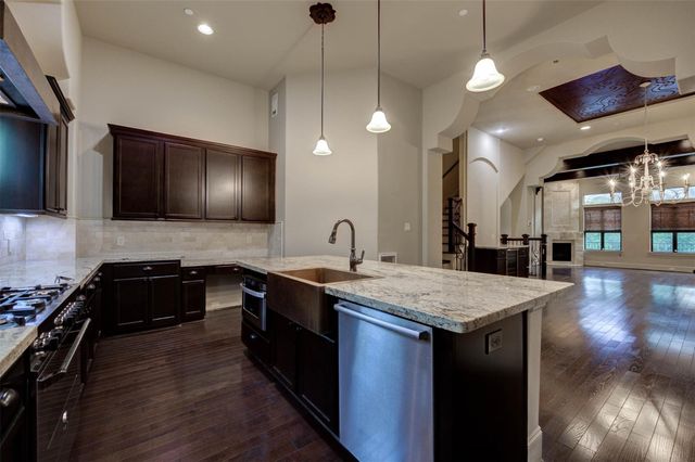 1809 W 24th Street, Houston, TX 77008