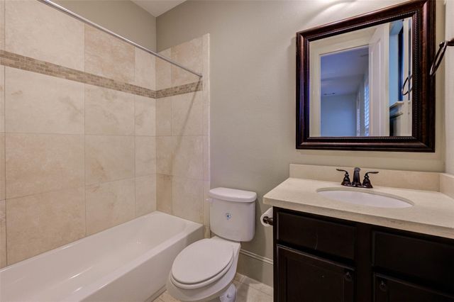 1809 W 24th Street, Houston, TX 77008