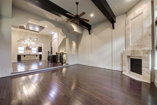 1809 W 24th Street, Houston, TX 77008