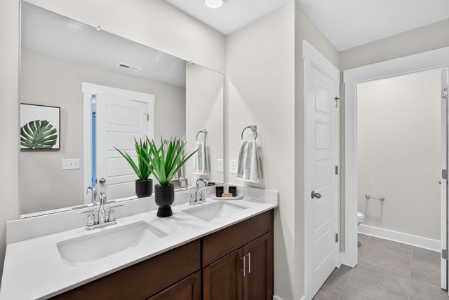 919 Yarn Way, Greer, SC 29651