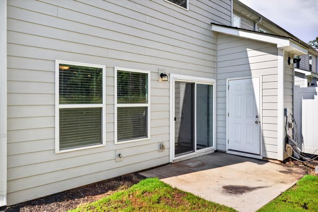 919 Yarn Way, Greer, SC 29651