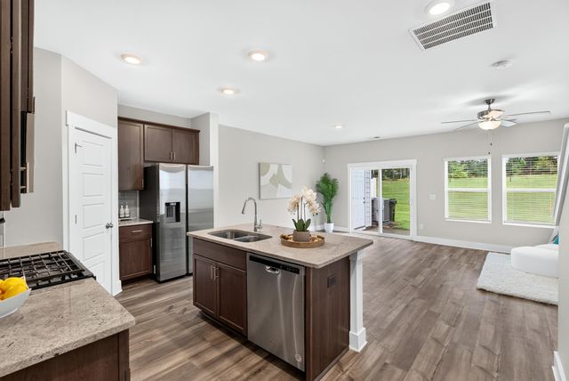 919 Yarn Way, Greer, SC 29651