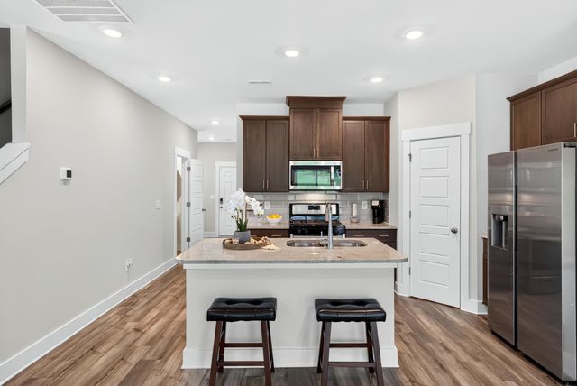 919 Yarn Way, Greer, SC 29651