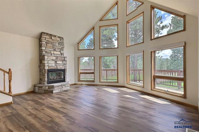 2055 ASPEN HILLS RD, Spearfish, SD 57783