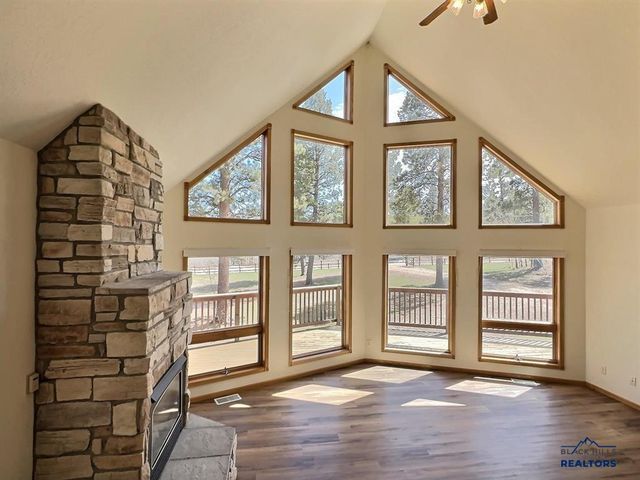 2055 ASPEN HILLS RD, Spearfish, SD 57783