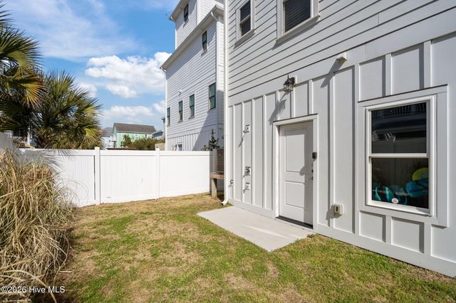 1604 Snapper Lane 1, Carolina Beach, NC 28428