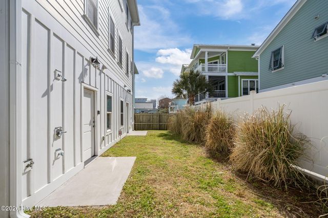 1604 Snapper Lane 1, Carolina Beach, NC 28428