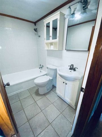 108 Federal St, Fayette City, PA 15473