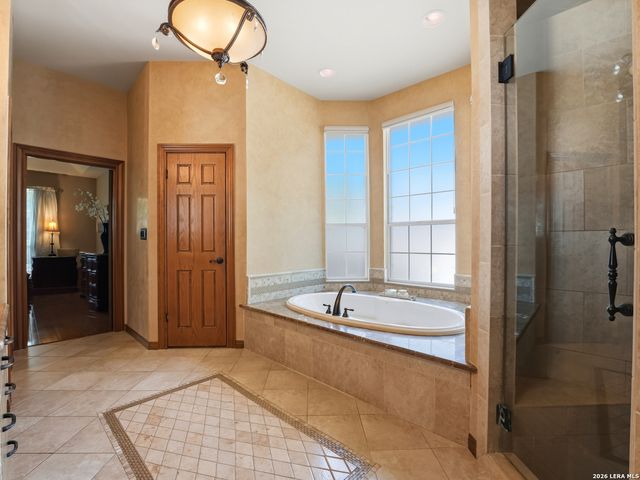 1618 Foxberry, San Antonio, TX 78248