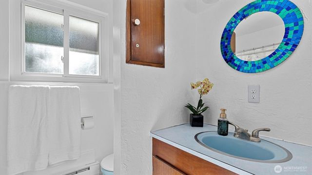 490 SE Pasek Street, Oak Harbor, WA 98277