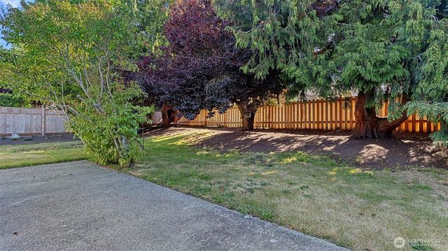 490 SE Pasek Street, Oak Harbor, WA 98277
