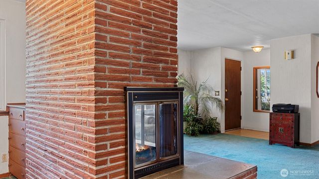 490 SE Pasek Street, Oak Harbor, WA 98277