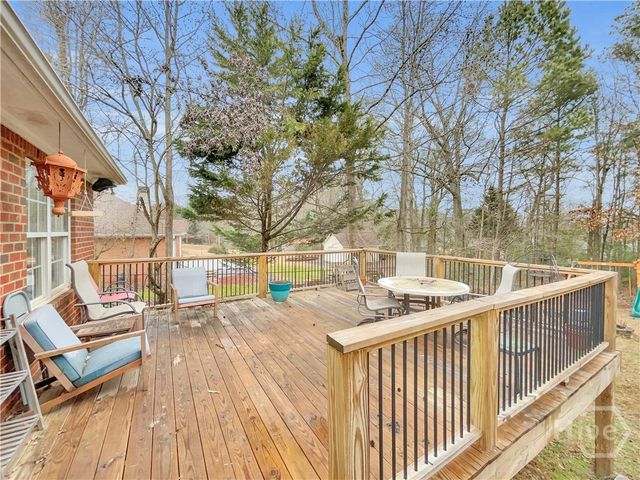 270 Woodgrove Drive, Athens, GA 30605