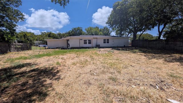 4111 Morgan Circle, North Richland Hills, TX 76180