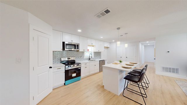 4111 Morgan Circle, North Richland Hills, TX 76180