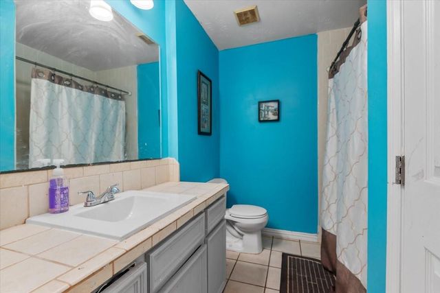 23011 Bayleaf Drive, Spring, TX 77373